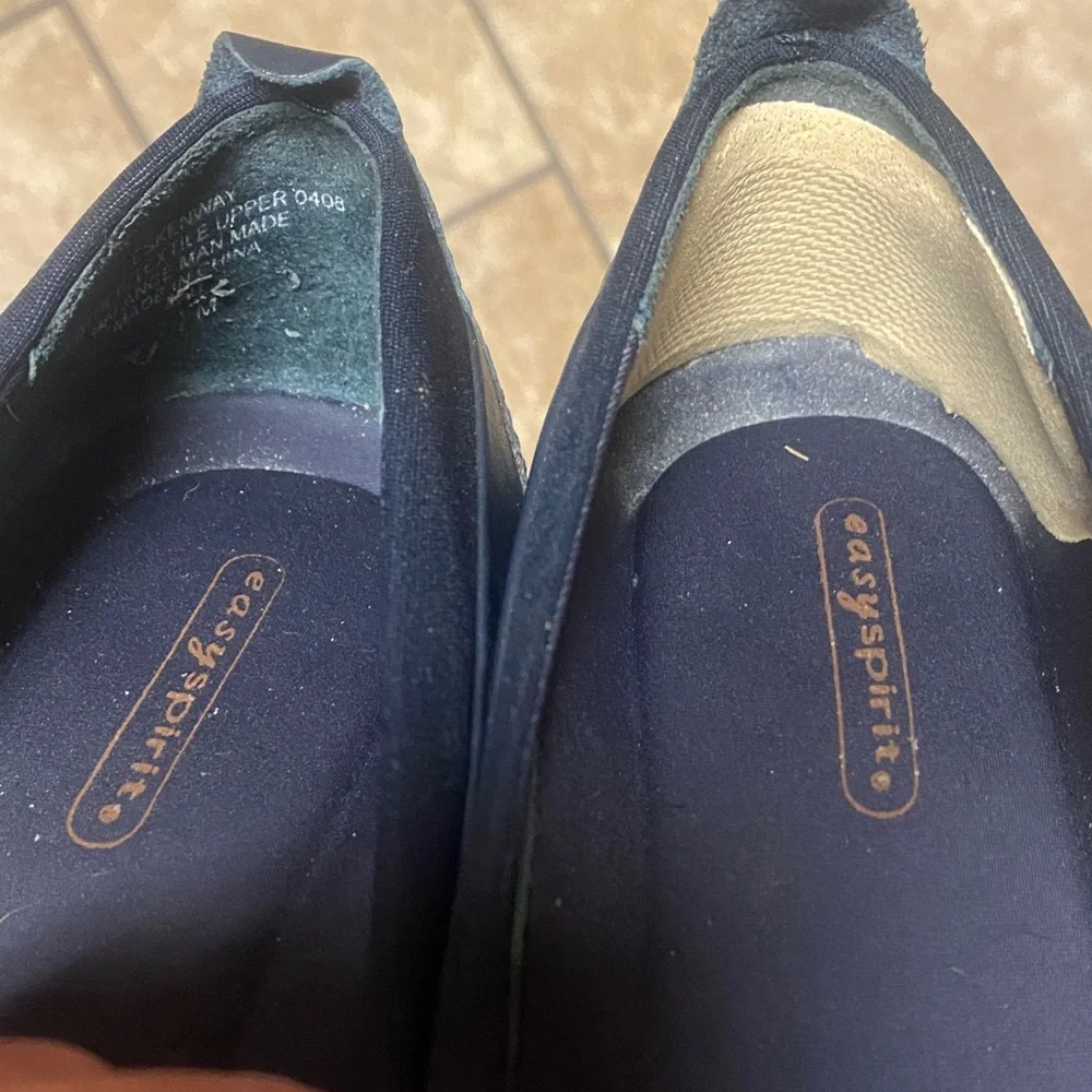 Easy Spirit Women’s Navy Slip-On Leather Loafers 7-7.5 Office Casual Academia